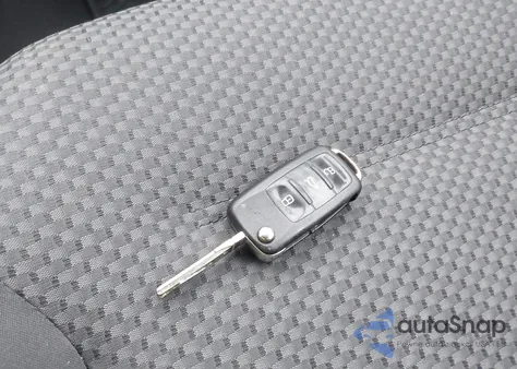 2011 Volkswagen Jetta 2.0L S from USA, damaged, VIN 3VW2K7AJ9BM371965